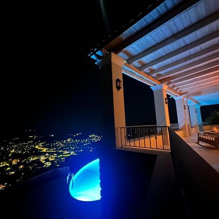 Endless Blue Villa Anavyssos Bagian luar foto