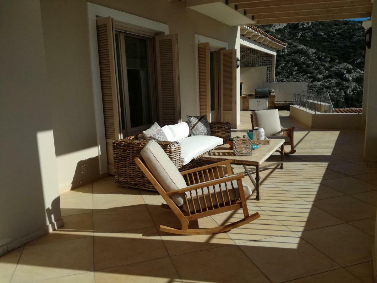 Endless Blue Villa Anavyssos Bagian luar foto